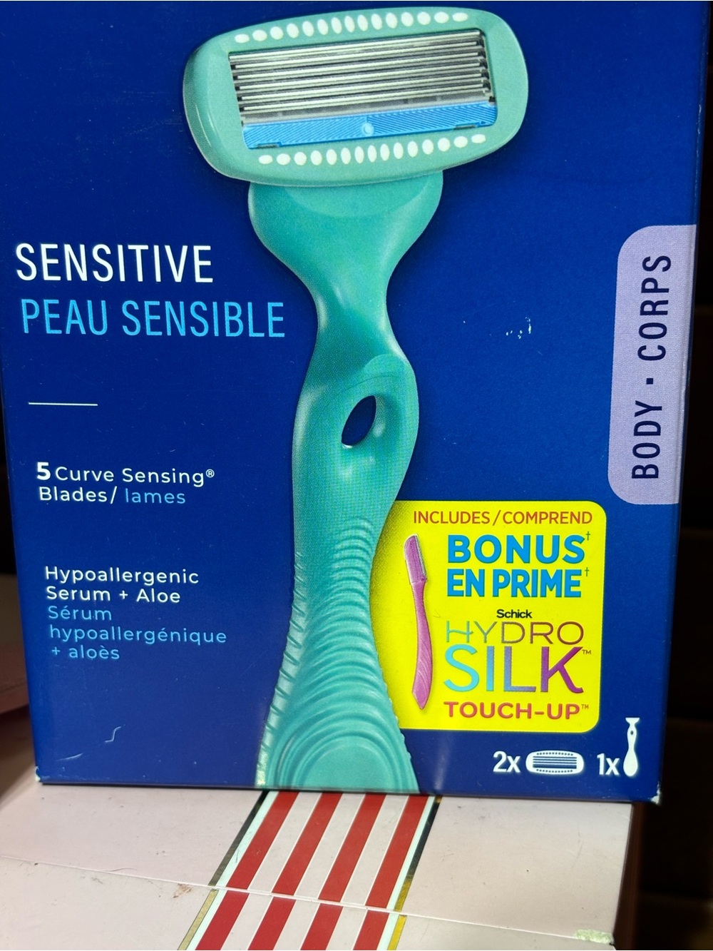 Venus OR Schick Razor - Picture 3 of 5